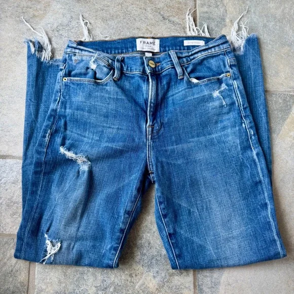 FRAME Denim Le High Straight Raw Edge Distressed Jean Catmore Size 27